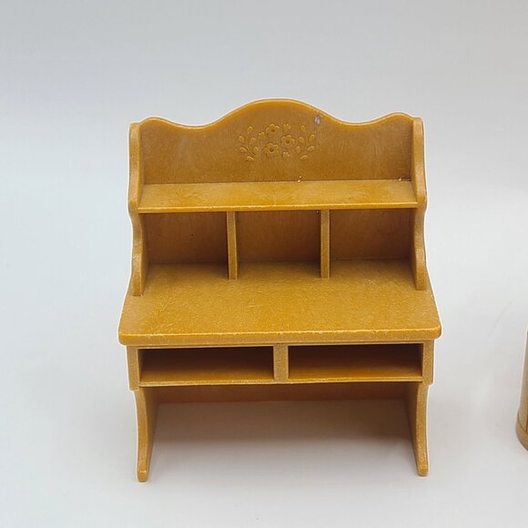 Sylvanian Families Calico Critters Grocery Market Food Corner Shelves With 2 Stu - Picture 2 of 7